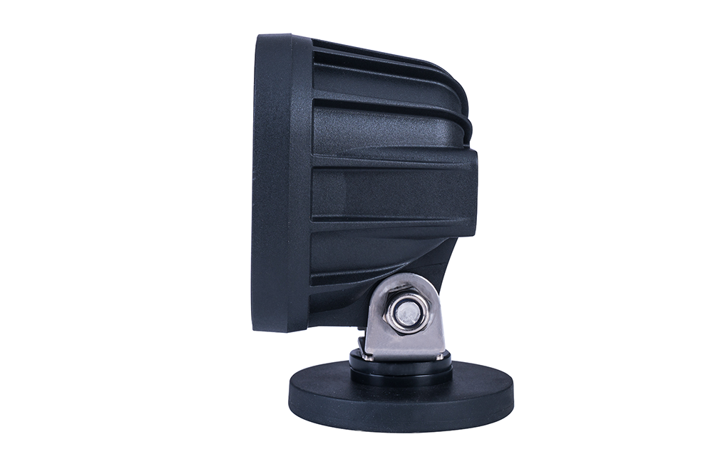 Feu de travail avec une prise allume cigare et un support d’aimant LRD 3070